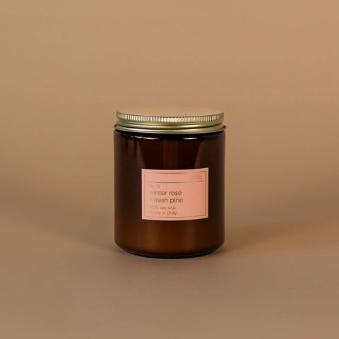 dilo Candle: No. 12 Winter Rose + Pine